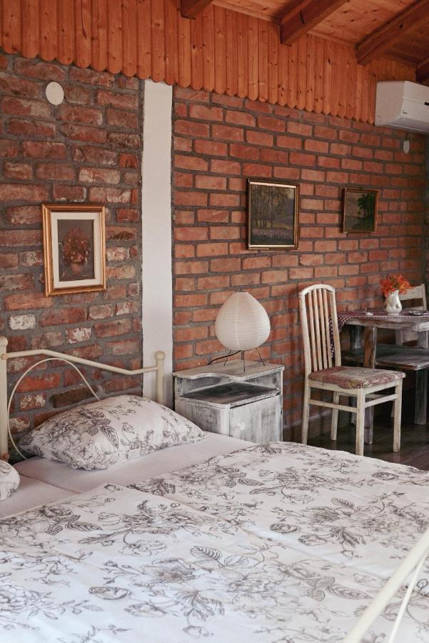 Studio Apartment Romeo Velika Gorica Exterior foto