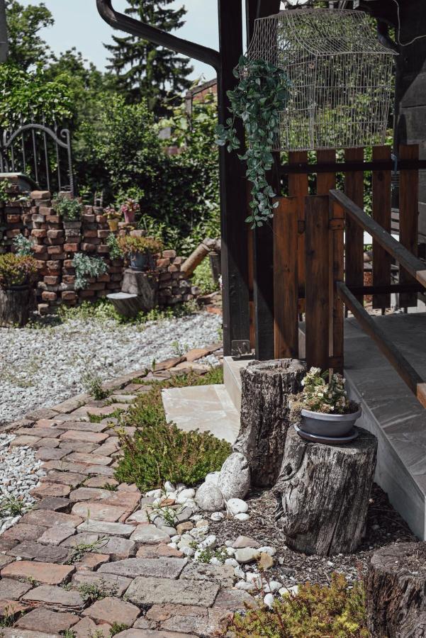 Studio Apartment Romeo Velika Gorica Exterior foto