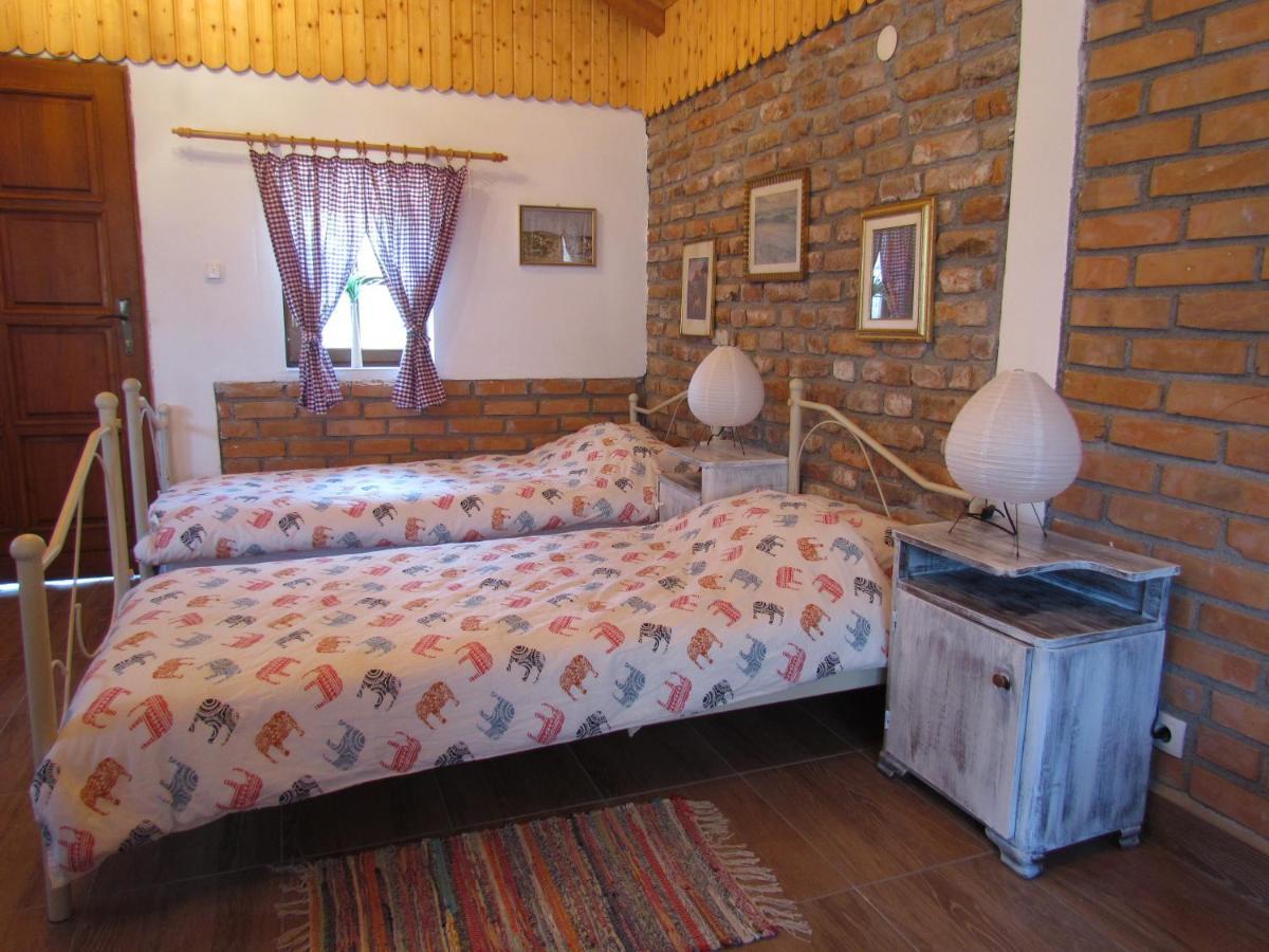 Studio Apartment Romeo Velika Gorica Exterior foto